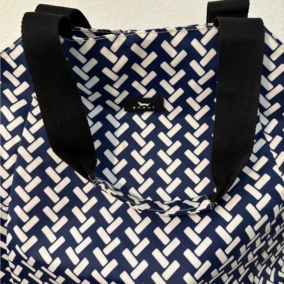 Scout Navy and White Patterned Medium Tote with Detachable Black Strap - Picture 2 of 12